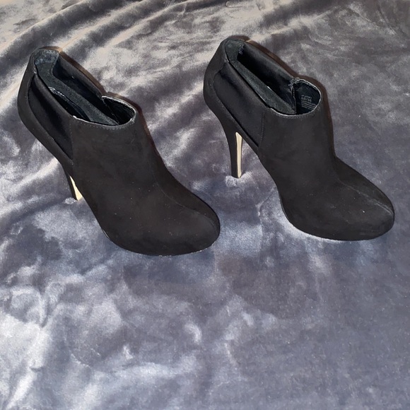 Jessica Simpson Joney black heeled bootie - Picture 3 of 11